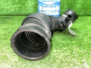 Патрубок воздушного фильтра IQ KGJ10 1KR-FE