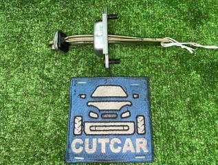 Запчасть ограничитель двери задний левый MAZDA DEMIO 2001