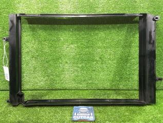 Фото запчасти диффузор радиатора VOLVO V70 контрактная запчасть Запчасть диффузор радиатора VOLVO V70