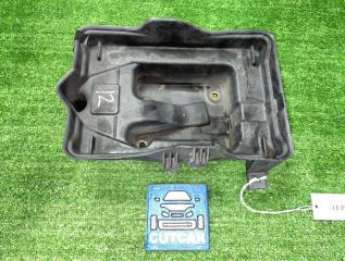 Запчасть подставка под аккумулятор MAZDA TRIBUTE 2003