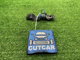 Запчасть крепление радиатора HONDA STEPWGN