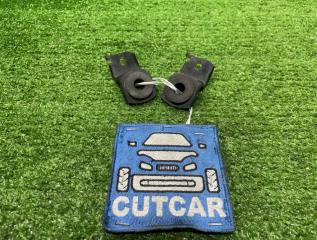 Запчасть крепление радиатора HONDA STEPWGN