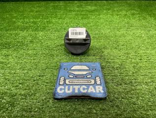 Запчасть крышка топливного бака TOYOTA NOAH