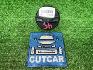 Фото запчасти крышка топливного бака TOYOTA MARK II 2004 контрактная запчасть Запчасть крышка топливного бака TOYOTA MARK II 2004