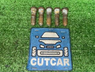 Запчасть шпилька ступицы TOYOTA CROWN