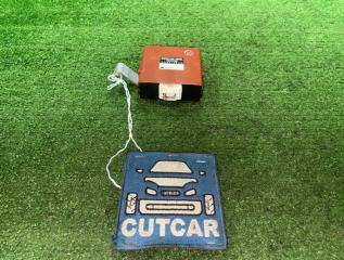 Запчасть блок управления дверьми TOYOTA CROWN 1997