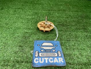 Запчасть крепление запасного колеса TOYOTA AVENSIS 2003