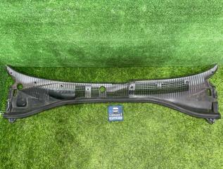 Запчасть решетка под лобовое стекло TOYOTA CALDINA