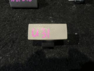 Ручка замка бардачка NISSAN PRESAGE