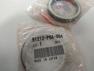 Сальник коленвала передний HONDA новая Сальник коленвала передний HONDA