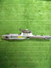 Рамка радиатора NISSAN CUBE 1998-2002