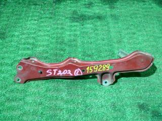 Рамка радиатора передняя левая TOYOTA CARINA ED