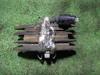 Колодки тормозные передние VOLKSWAGEN GOLF