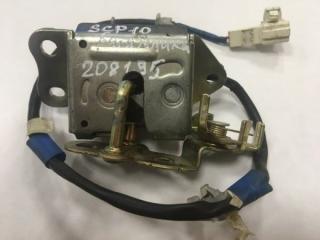 Замок багажника задний TOYOTA VITZ 2005-2010 контрактная Замок багажника задний TOYOTA VITZ 2005-2010