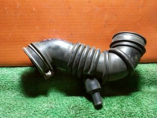 Патрубок воздушного фильтра TOYOTA COROLLA FIELDER 2002-2004