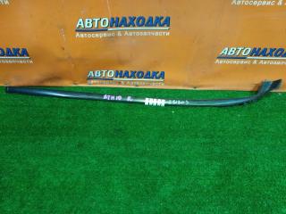 Молдинг лобового стекла правый TOYOTA ALPHARD