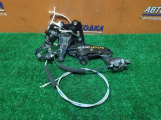 Ролик сдвижной двери задний левый TOYOTA NOAH 01.2006 контрактная Ролик сдвижной двери задний левый TOYOTA NOAH 01.2006