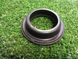 Сальник свечного колодца TOYOTA