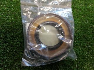 Сальник привода левый TOYOTA новая Сальник привода левый TOYOTA