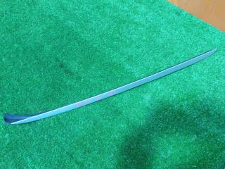 Молдинг лобового стекла передний левый BMW 320i 10.05.2006