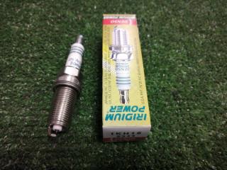 Свеча зажигания новая Свеча зажигания