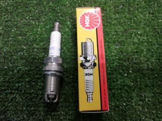 Свеча зажигания новая Свеча зажигания
