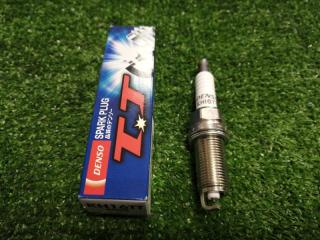 Свеча зажигания новая Свеча зажигания