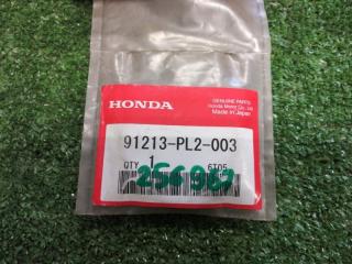 Сальник распредвала HONDA