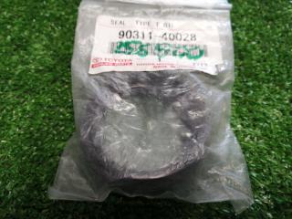 Сальник привода TOYOTA новая Сальник привода TOYOTA