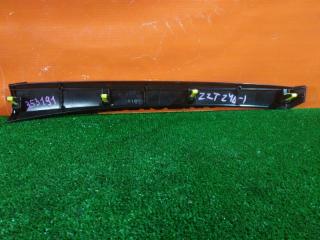 Накладка пластиковая в салон передняя левая TOYOTA ALLION 05.2002 контрактная Накладка пластиковая в салон передняя левая TOYOTA ALLION 05.2002