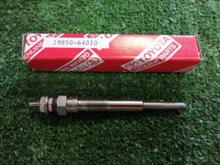 Свеча накаливания TOYOTA новая Свеча накаливания TOYOTA