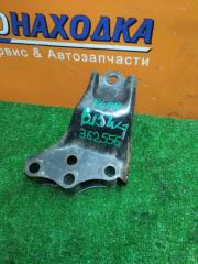 Кронштейн опоры двигателя задний MAZDA FAMILIA 15.05.2000