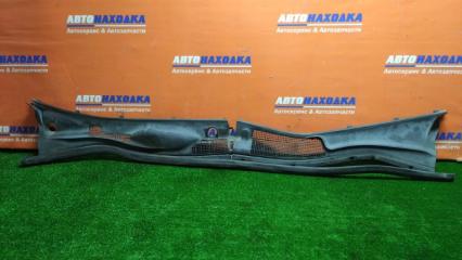 Решетка под лобовое стекло TOYOTA CROWN 1995-1997