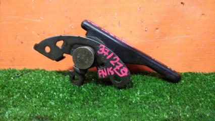 Ручка открывания бензобака NISSAN PULSAR 1995-2000 контрактная Ручка открывания бензобака NISSAN PULSAR 1995-2000