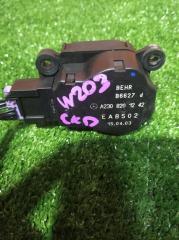 Запчасть привод заслонок отопителя MERCEDES-BENZ C240 03.2001-02.2004