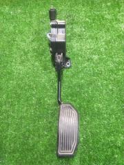 Педаль TOYOTA PRIUS 02.2010