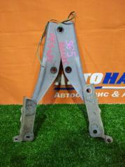 Запчасть петля капота SUBARU FORESTER 2002-2007