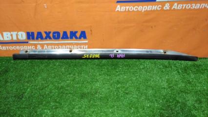 Молдинг лобового стекла левый NISSAN SUNNY 01.1994-08.1999