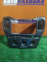 Консоль магнитофона TOYOTA FUNCARGO