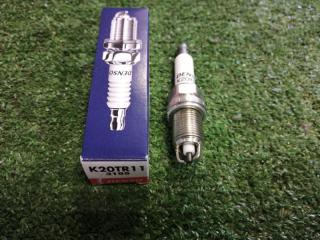 Свеча зажигания новая Свеча зажигания