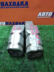 Кронштейн усилителя бампера передний NISSAN BLUEBIRD