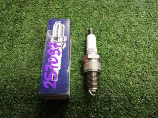Свеча зажигания новая Свеча зажигания
