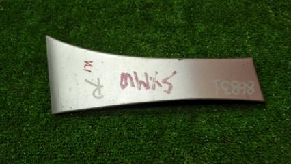 Накладка на крыло передняя правая TOYOTA IPSUM 1996-2001 контрактная Накладка на крыло передняя правая TOYOTA IPSUM 1996-2001