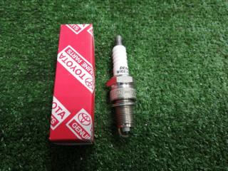 Свеча зажигания TOYOTA новая Свеча зажигания TOYOTA