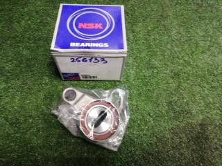 Ролик натяжителя ГРМ TOYOTA новая Ролик натяжителя ГРМ TOYOTA