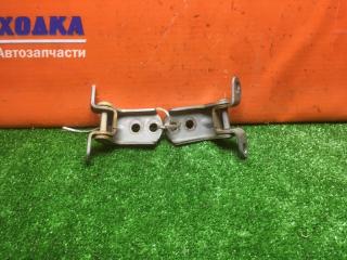 Петля двери передняя левая NISSAN WINGROAD 1999-2005