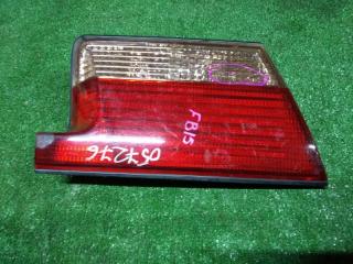 Запчасть вставка между стопов задняя левая NISSAN SUNNY