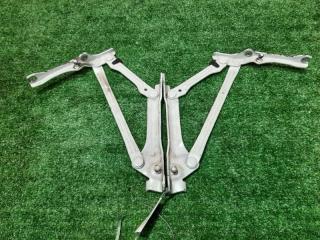 Кронштейн багажника задний TOYOTA MARK X 2004-2009 контрактная Кронштейн багажника задний TOYOTA MARK X 2004-2009