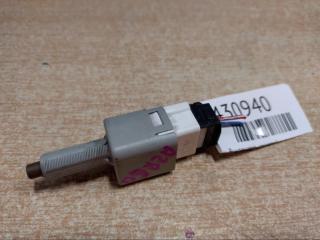 Выключатель концевой TOYOTA NOAH контрактная Выключатель концевой TOYOTA NOAH