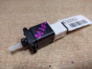 Выключатель концевой MAZDA DEMIO 2007-2014 контрактная Выключатель концевой MAZDA DEMIO 2007-2014